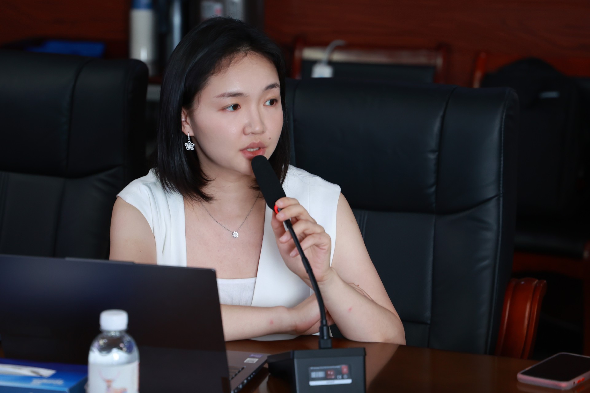 1718949819178116.jpg 1718949819178116.jpg