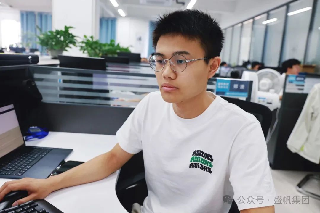 1749113327129891.jpg 1749113327129891.jpg